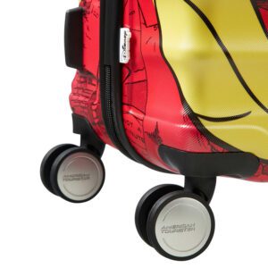 american-tourister-disney-wavebreaker-mickey-comic (2)