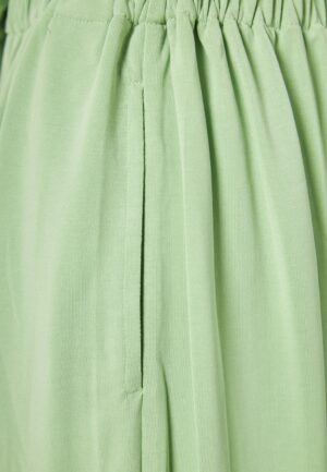 FBL011-106-03_MINT_7