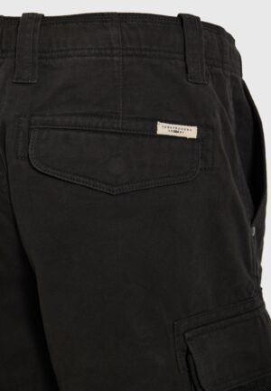 FBM011-031-03_BLACK_9